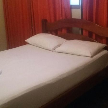 Hotel Dois Candangos Núcleo Bandeirante Exteriör bild